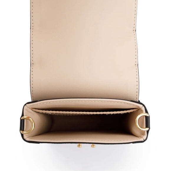 Louis Vuitton Monogram Pochette Trunk Verticale with Strap - Picture 9 of 11